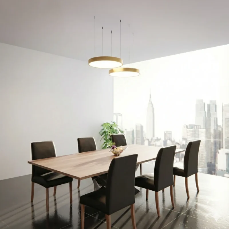 evelyn 600 zlata v prostoru